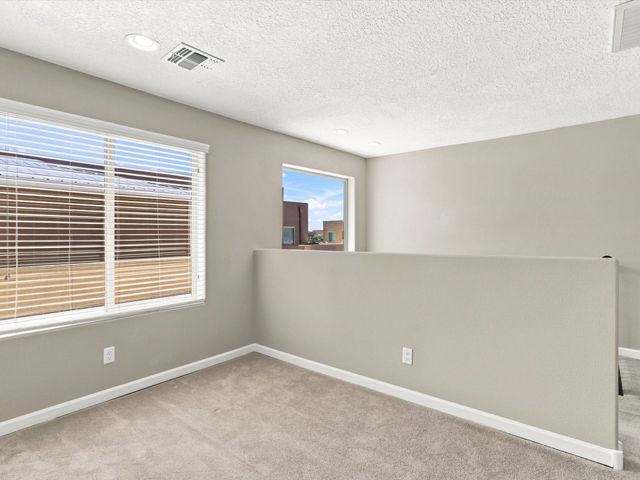 4642 Rail Runner Road, Santa Fe, NM 87507
