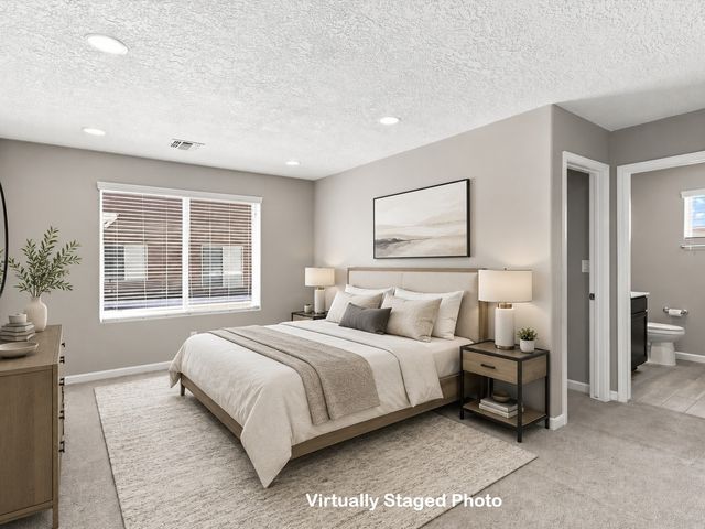 4642 Rail Runner Road, Santa Fe, NM 87507
