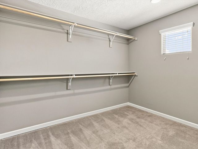 4642 Rail Runner Road, Santa Fe, NM 87507