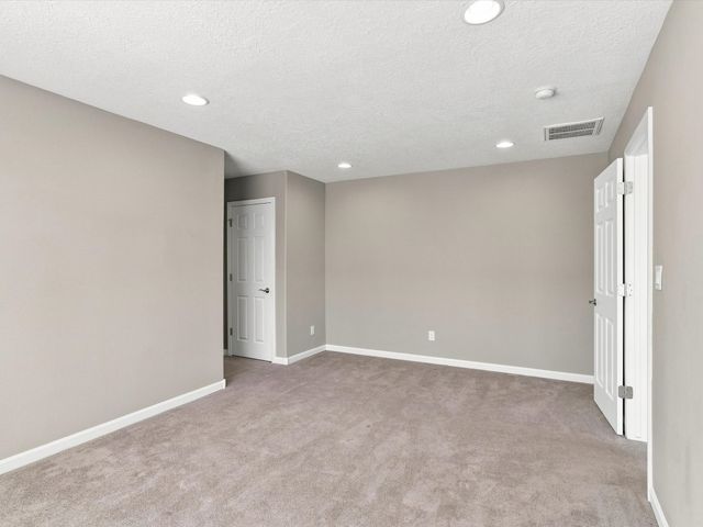 4642 Rail Runner Road, Santa Fe, NM 87507