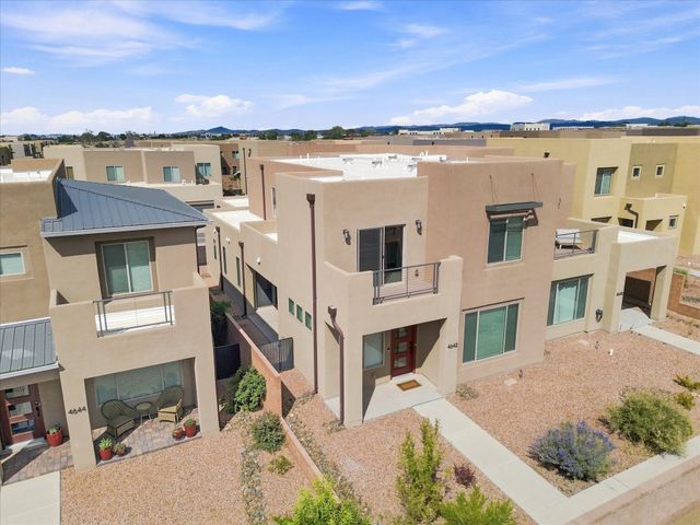 4642 Rail Runner Road, Santa Fe, NM 87507