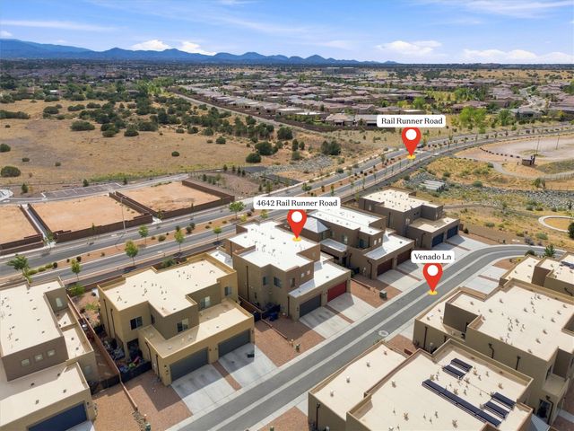 4642 Rail Runner Road, Santa Fe, NM 87507