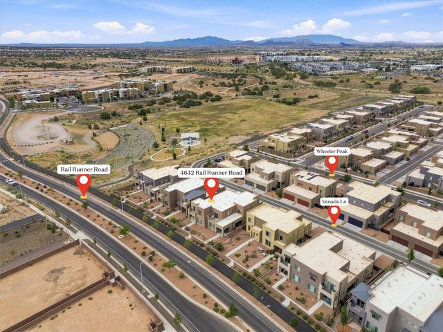 4642 Rail Runner Road, Santa Fe, NM 87507