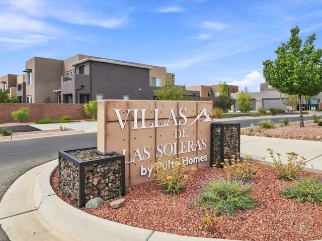 4642 Rail Runner Road, Santa Fe, NM 87507