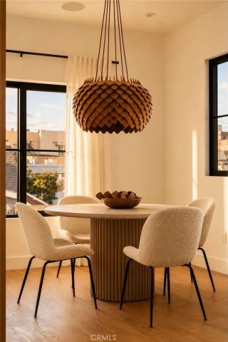 2137 Santa Ynez Street, Los Angeles, CA 90026