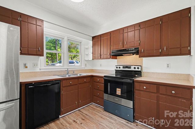 3601 Cross Winds Road, Charlotte, NC 28227