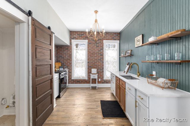 1471 Leahy Street, Muskegon, MI 49442