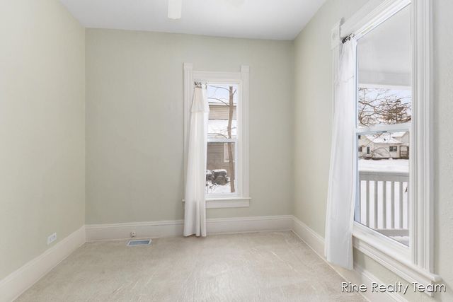 1471 Leahy Street, Muskegon, MI 49442