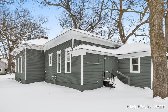 1471 Leahy Street, Muskegon, MI 49442