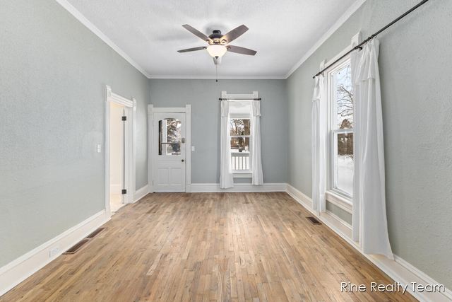 1471 Leahy Street, Muskegon, MI 49442