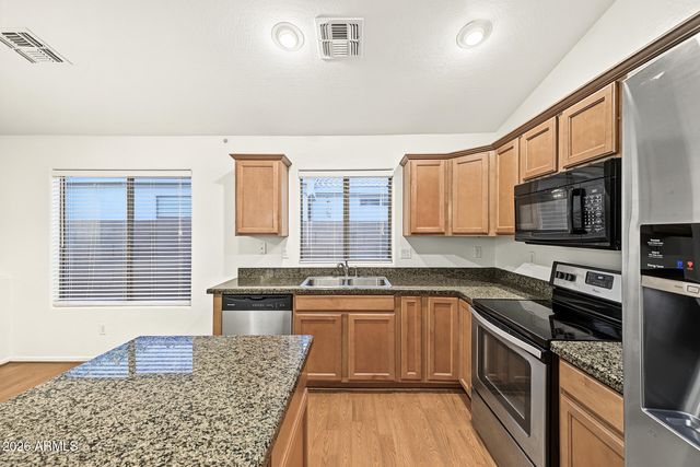 3765 W YELLOW PEAK Drive, San Tan Valley, AZ 85144