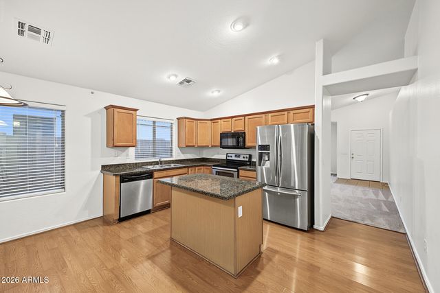 3765 W YELLOW PEAK Drive, San Tan Valley, AZ 85144