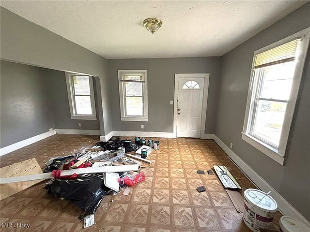 4501 Hyde Avenue, Cleveland, OH 44109