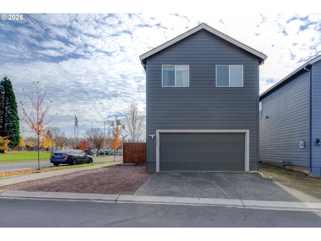 2392 Se 16TH Aly, Gresham, OR 97080