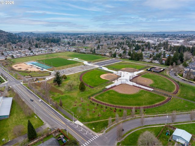 2392 Se 16TH Aly, Gresham, OR 97080