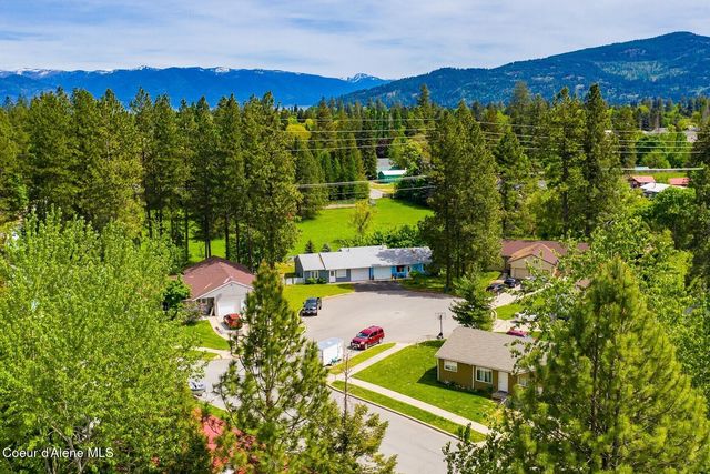 816 Shidaw Ct, Sandpoint, ID 83864