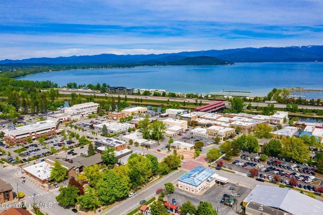 816 Shidaw Ct, Sandpoint, ID 83864