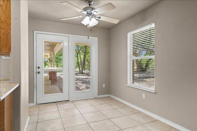 2150 124 County RD, Georgetown, TX 78626