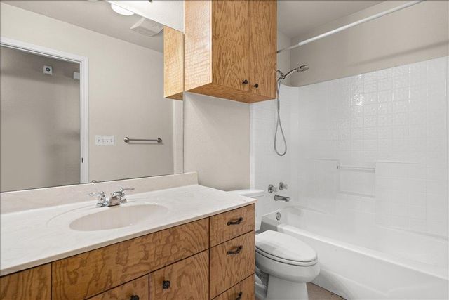 2150 124 County RD, Georgetown, TX 78626