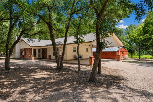 2150 124 County RD, Georgetown, TX 78626