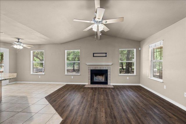 2150 124 County RD, Georgetown, TX 78626