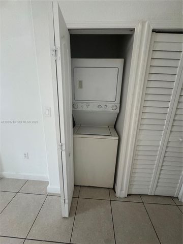 1611 West Avenue 10, Miami Beach, FL 33139