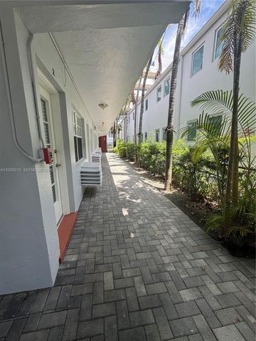 1611 West Avenue 10, Miami Beach, FL 33139