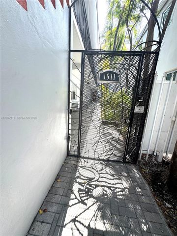 1611 West Avenue 10, Miami Beach, FL 33139