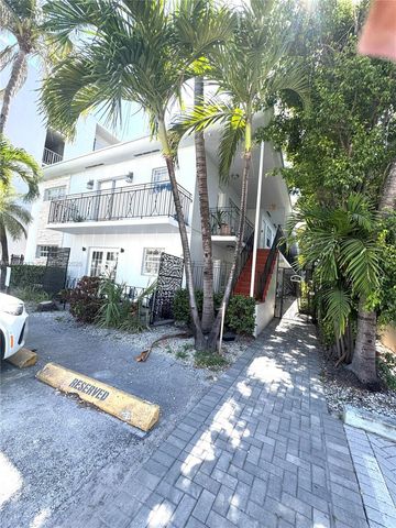 1611 West Avenue 10, Miami Beach, FL 33139