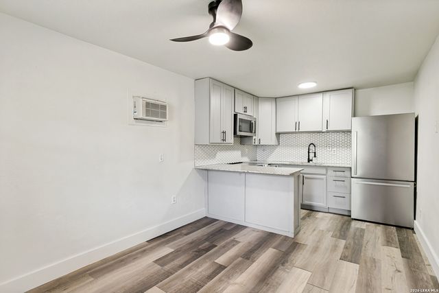 1121 Essex St Apt 3, San Antonio, TX 78210