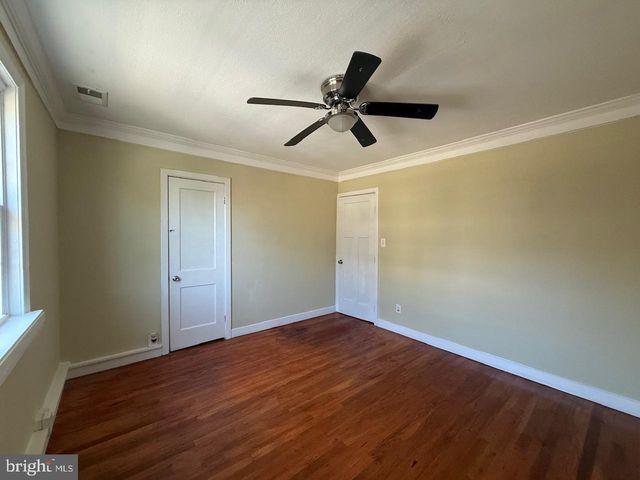 3826 8TH ST, Baltimore, MD 21225