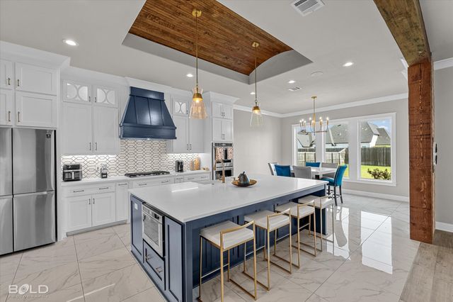 402 Erie Circle, Bossier City, LA 71111