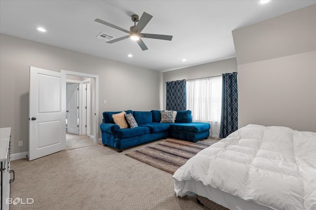 402 Erie Circle, Bossier City, LA 71111