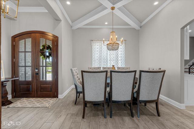 402 Erie Circle, Bossier City, LA 71111