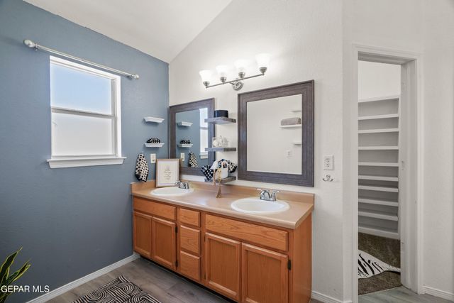 6960 SWEDE JOHNSEN Drive, El Paso, TX 79912