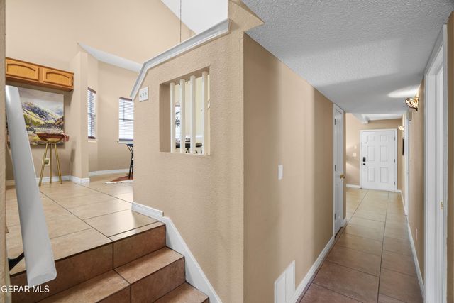 6960 SWEDE JOHNSEN Drive, El Paso, TX 79912