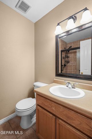 6960 SWEDE JOHNSEN Drive, El Paso, TX 79912