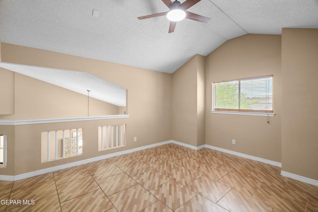 6960 SWEDE JOHNSEN Drive, El Paso, TX 79912