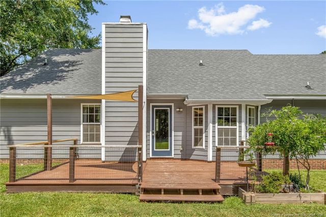 470 Northwoods Drive, Raeford, NC 28376