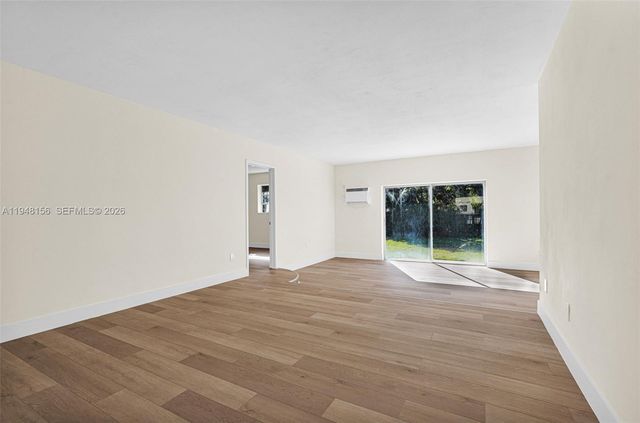 130 NW 48th St 0, Miami, FL 33127