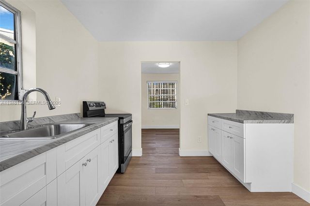 130 NW 48th St 0, Miami, FL 33127