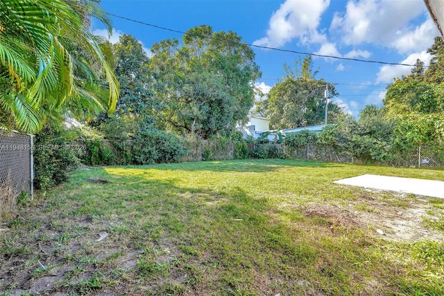 130 NW 48th St 0, Miami, FL 33127