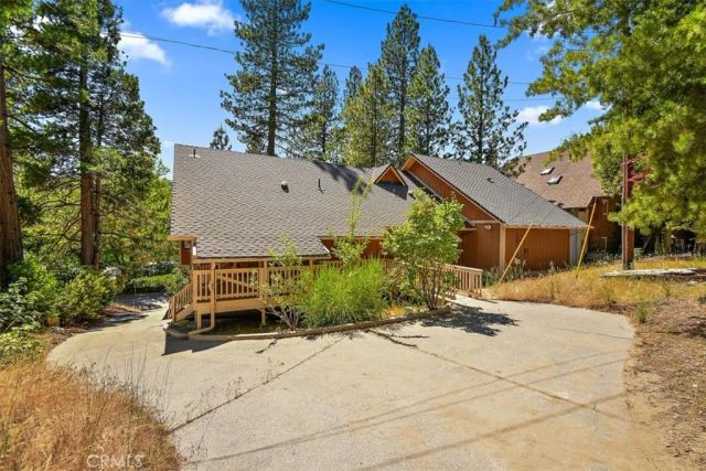 641 Golf Course Road, Lake Arrowhead, CA 92352