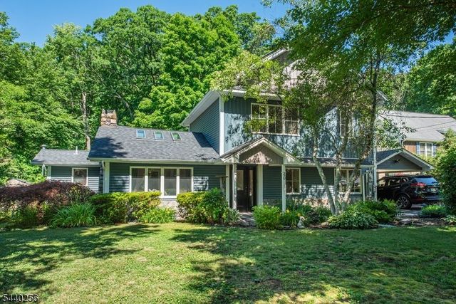 40 Hancock Dr, West Milford Twp., NJ 07480