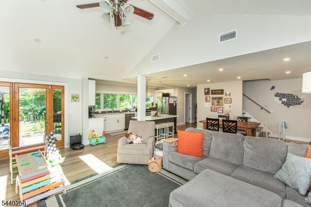 40 Hancock Dr, West Milford Twp., NJ 07480
