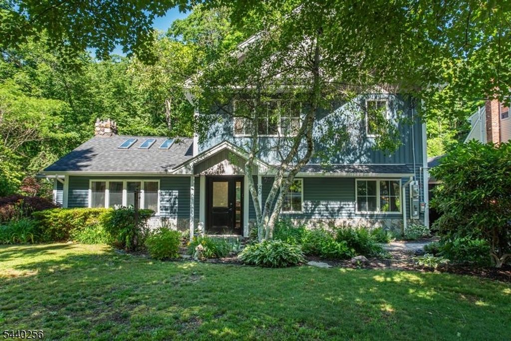 40 Hancock Dr, West Milford Twp., NJ 07480