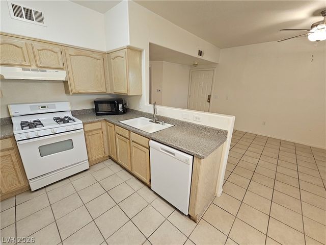 3400 Cabana Drive 2012, Las Vegas, NV 89122