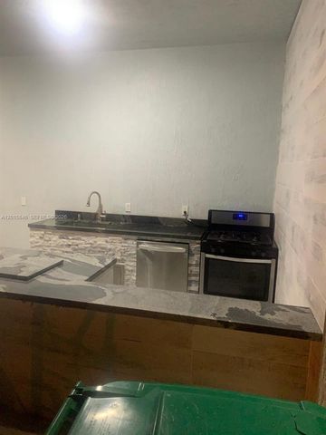 1720 NW 110th Ter ., Miami, FL 33167