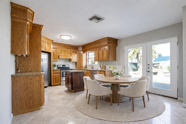 7106 Feather Creek Drive, Houston, TX 77086