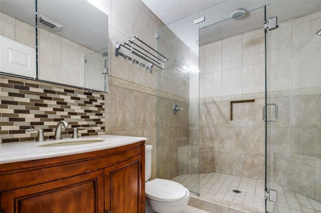 7106 Feather Creek Drive, Houston, TX 77086